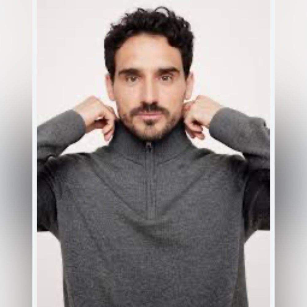 Banana Republic Charcoal Zip-Up Sweater